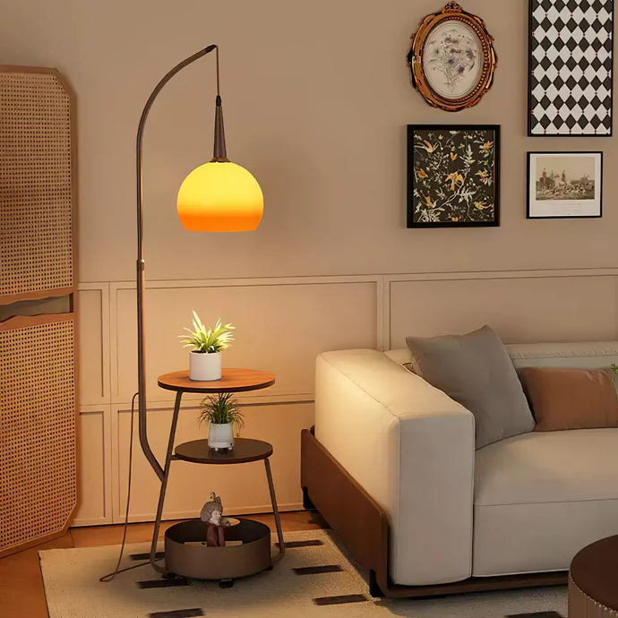 Bedside | Lampa Podłogowa ze Stolikiem – Designerska Lampa do Salonu i Sypialni