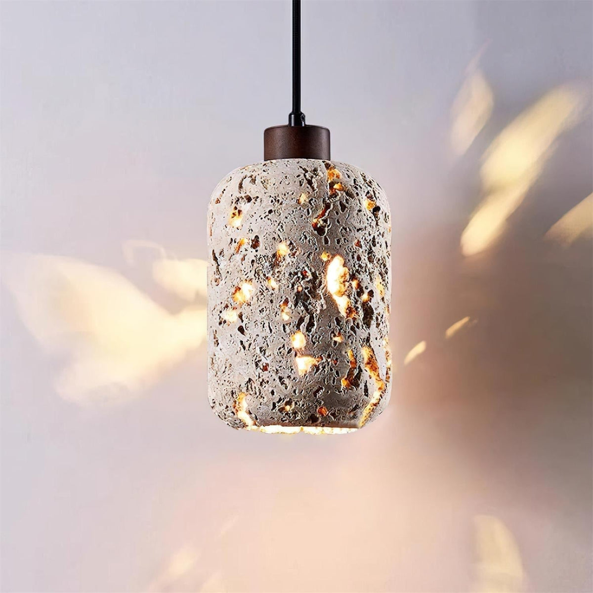 Lampa Wisząca z Naturalnego Trawertynu