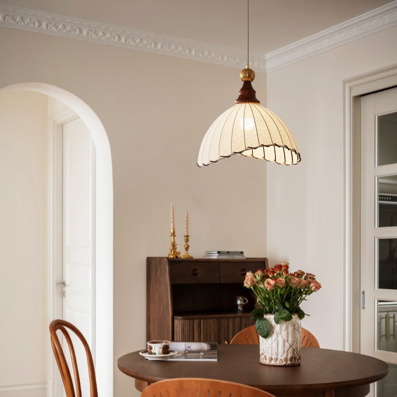 Lampa wisząca Eldora | Designerska lampa sufitowa z drewna i tkaniny do salonu i jadalni