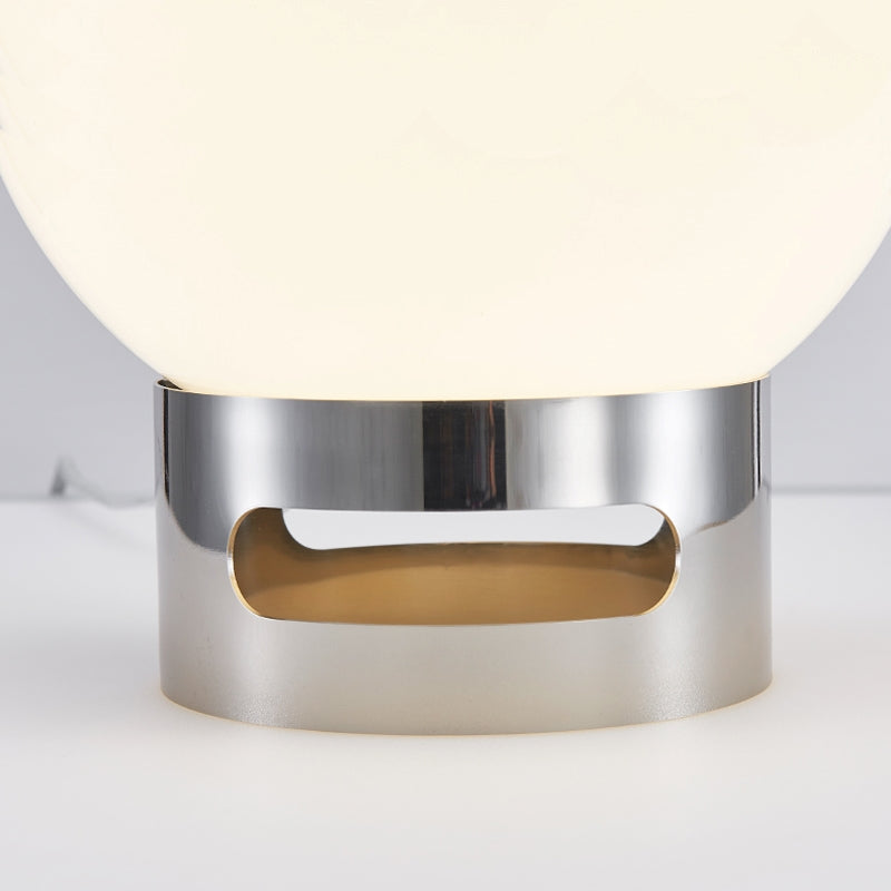 Elegant Opal | Lampa Stołowa Bauhaus z Opalowego Szkła – Designerska Lampka do Salonu i Sypialni