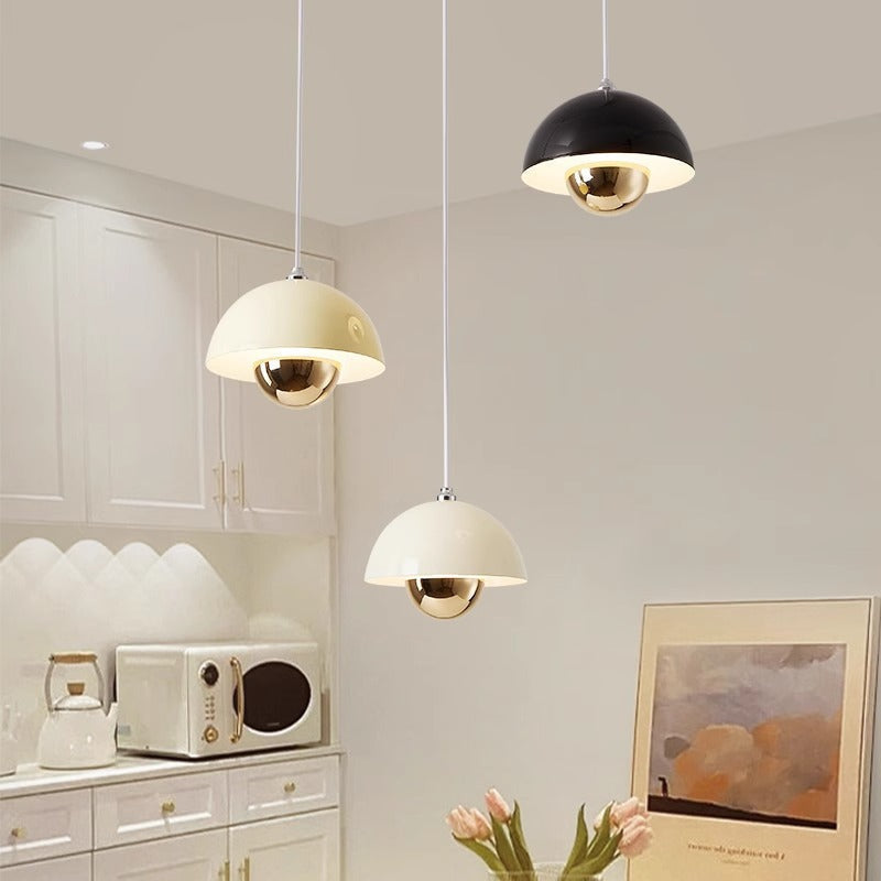 Lumen Collection | Designerska lampa wisząca LED w kształcie kapsuły | Nowoczesne oświetlenie do salonu i jadalni