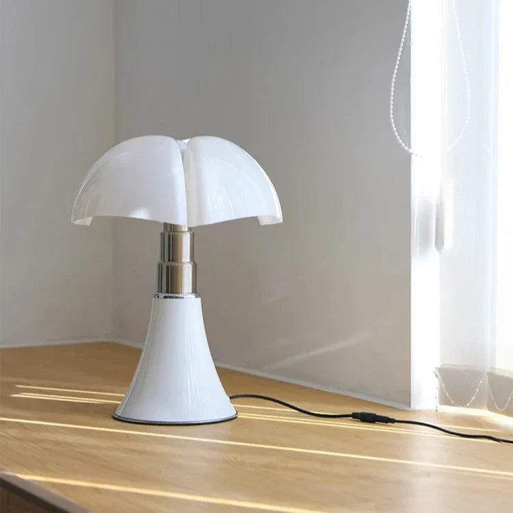 Elegant Vintage | Lampa stołowa LED w stylu retro z energooszczędnym oświetleniem i eleganckim designem