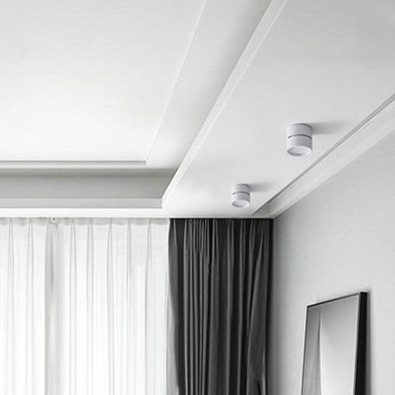 Novak | Cylindryczna lampa sufitowa LED typu spotlight do salonu i korytarza