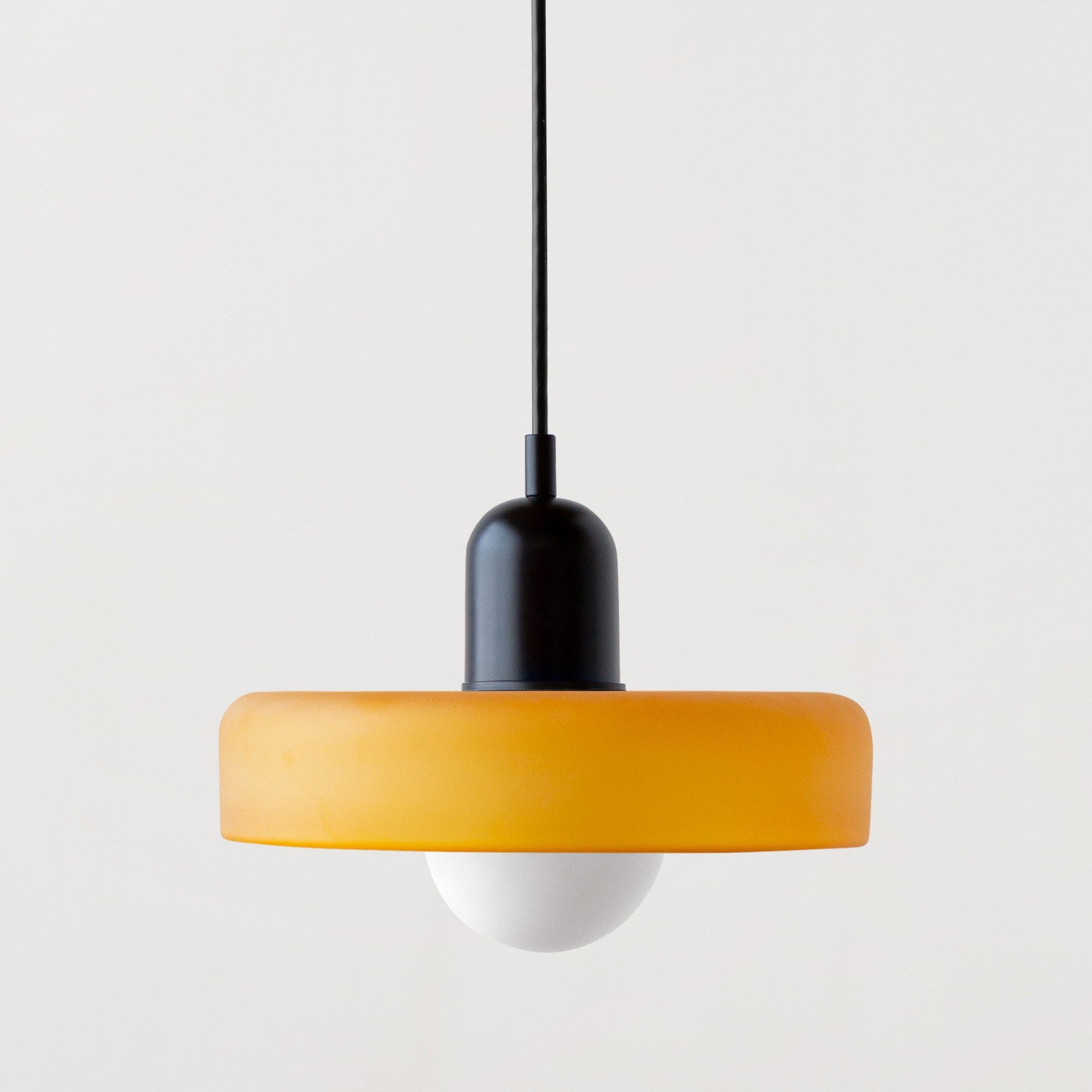 Nowoczesna szklana lampa wisząca LED | Regulowany pierścieniowy design Halo