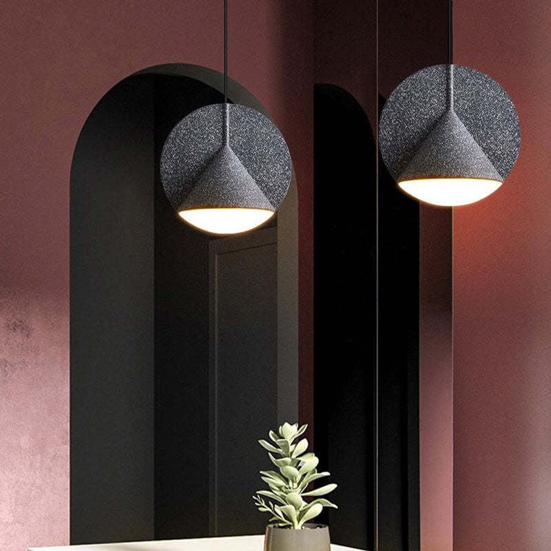 Nowoczesna Lampa Wisząca LED z Kloszem z Żywicy w Stylu Lastryko