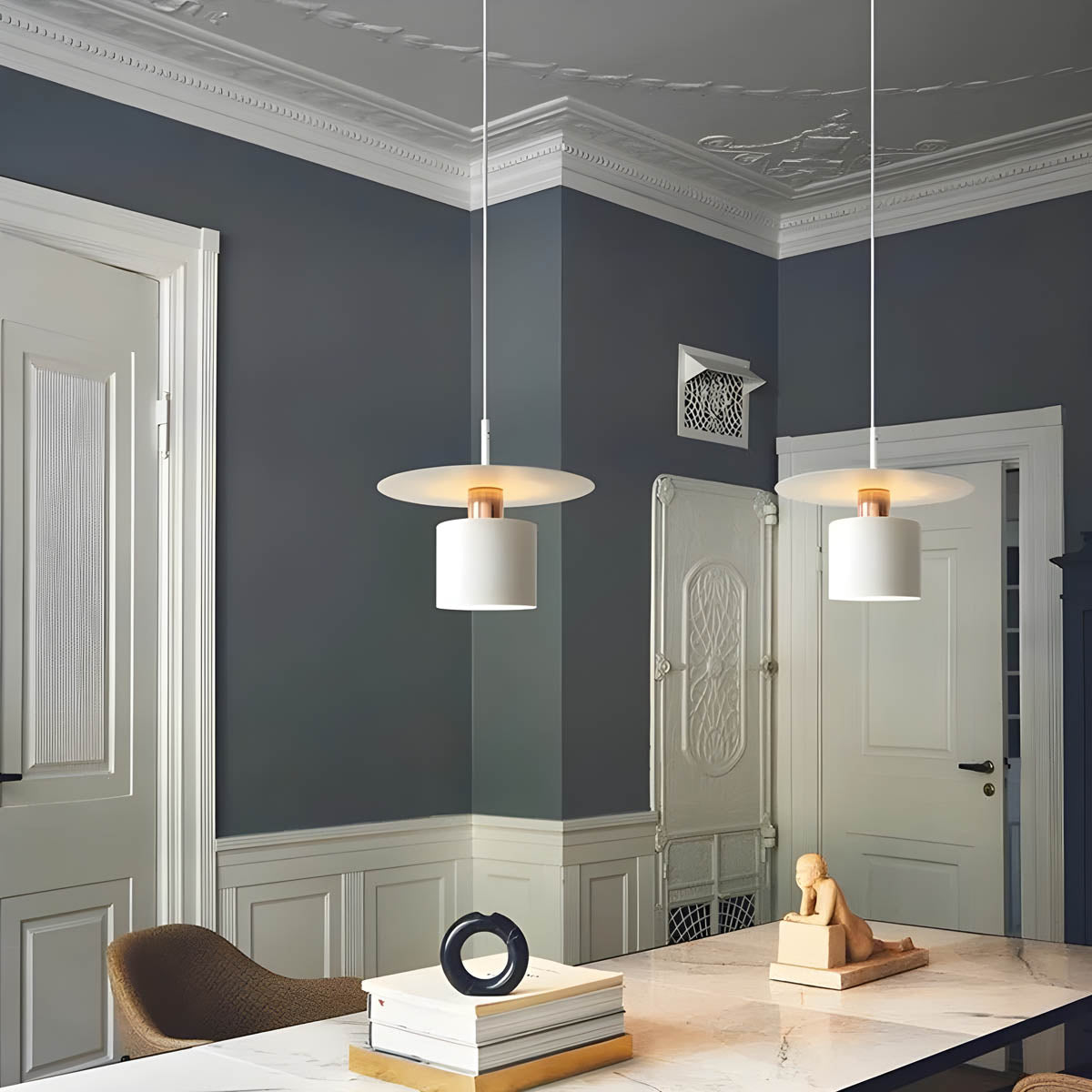 Modern Pendant Light | Black Hanging Light with Adjustable Cable | Elegant Lighting Solution for Kitchen and Dining Spaces