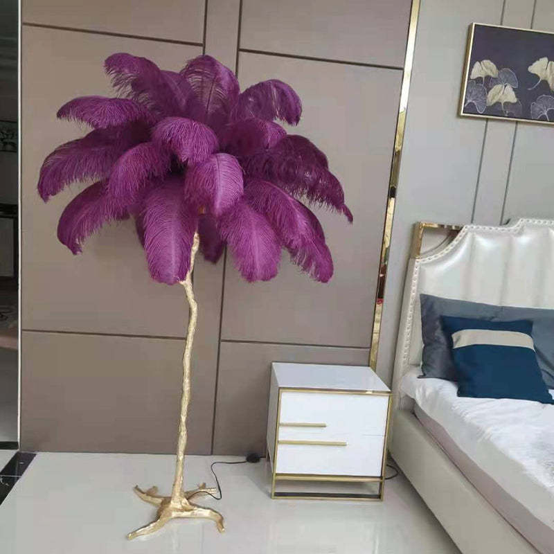 Nordic Luxury | Luksusowa Lampa z Piórami Strusia – Designerska Lampa Podłogowa do Salonu i Sypialni