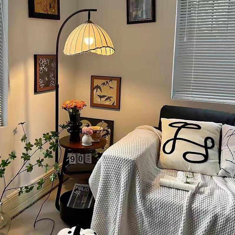 Zen Elegance | Japońska lampa stołowa LED do sypialni w stylu japandi