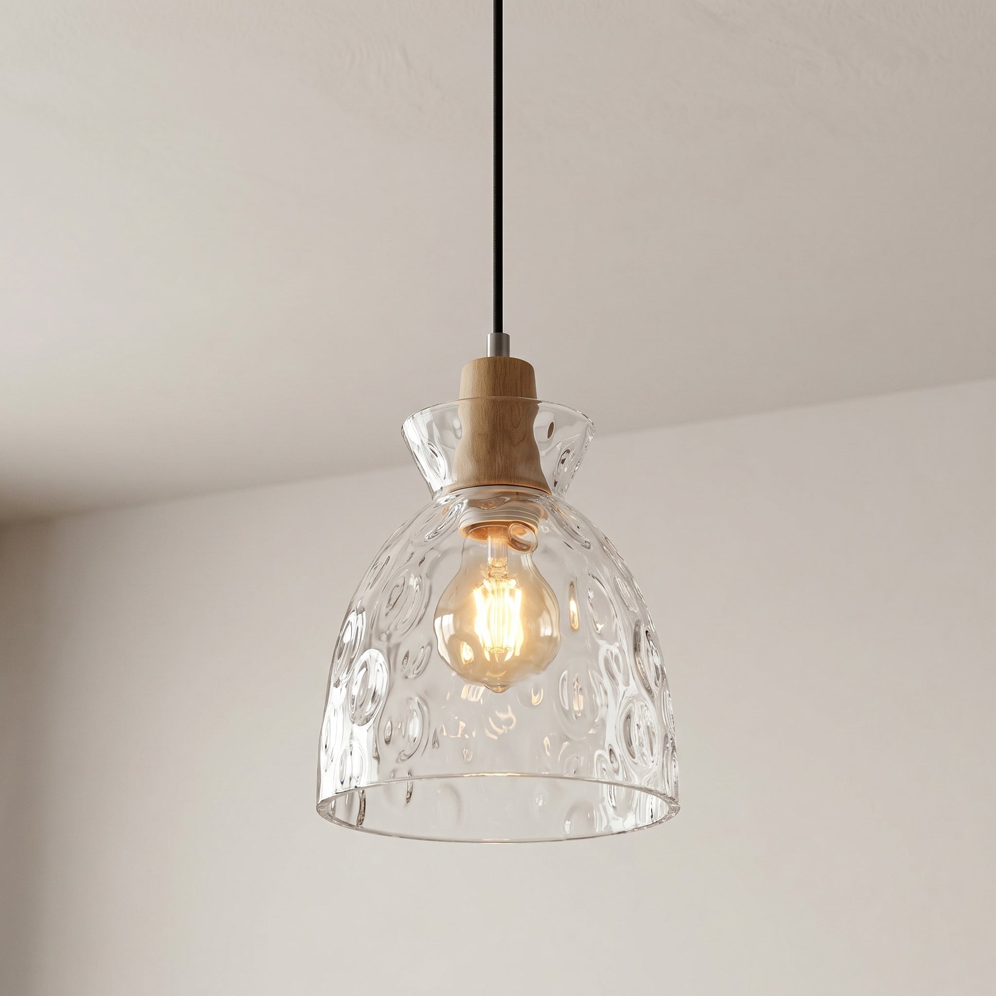 Szklana lampa wisząca Lumen Vale | Designerska lampa sufitowa z ręcznie dmuchanego szkła i drewna do kuchni oraz jadalni