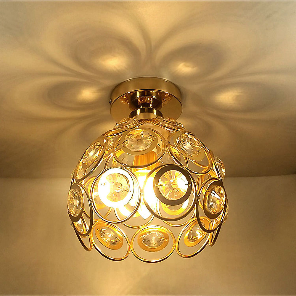 AuroraGleam | Złota Lampa Sufitowa Natynkowa z Kryształowymi Kulami – Luksusowy Design