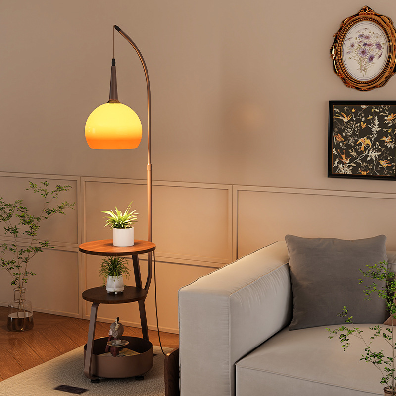 Bedside | Lampa Podłogowa ze Stolikiem – Designerska Lampa do Salonu i Sypialni