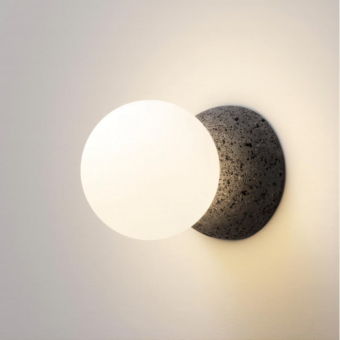 Lampa wisząca Origo z cementu | Designerska lampa sufitowa z kamienia i szkła do salonu i jadalni