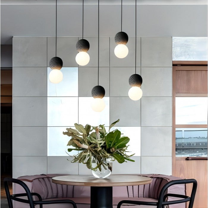 Lampa wisząca Origo z cementu | Designerska lampa sufitowa z kamienia i szkła do salonu i jadalni