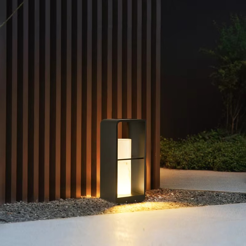 EcoGlow | Stylowa Wodoodporna Solarna Lampa Tarasowa LED