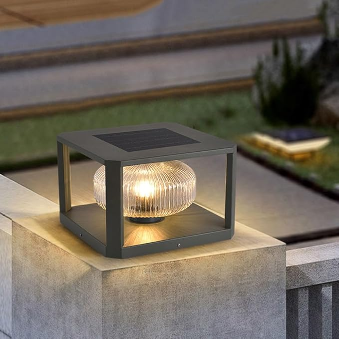 EcoGlow | Elegancka, Odporna na Warunki Atmosferyczne Solarna Lampa Ścieżkowa LED