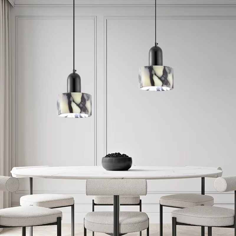 Marmurowa lampa wisząca z naturalnego kamienia | Designerska lampa sufitowa do salonu i jadalni
