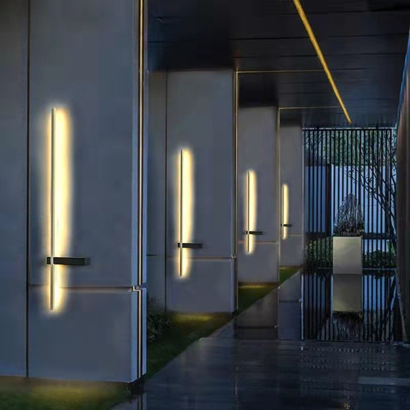 Elegancka Zewnętrzna Lampa Ścienna | Nowoczesny Kinkiet Słupkowy z Oświetleniem LED
