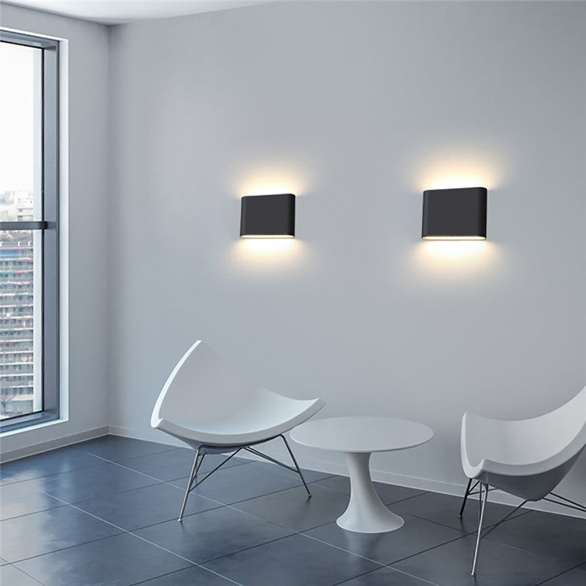 Eleganckie Zewnętrzne Kinkiety LED | Nowoczesny Design Odporny na Warunki Atmosferyczne