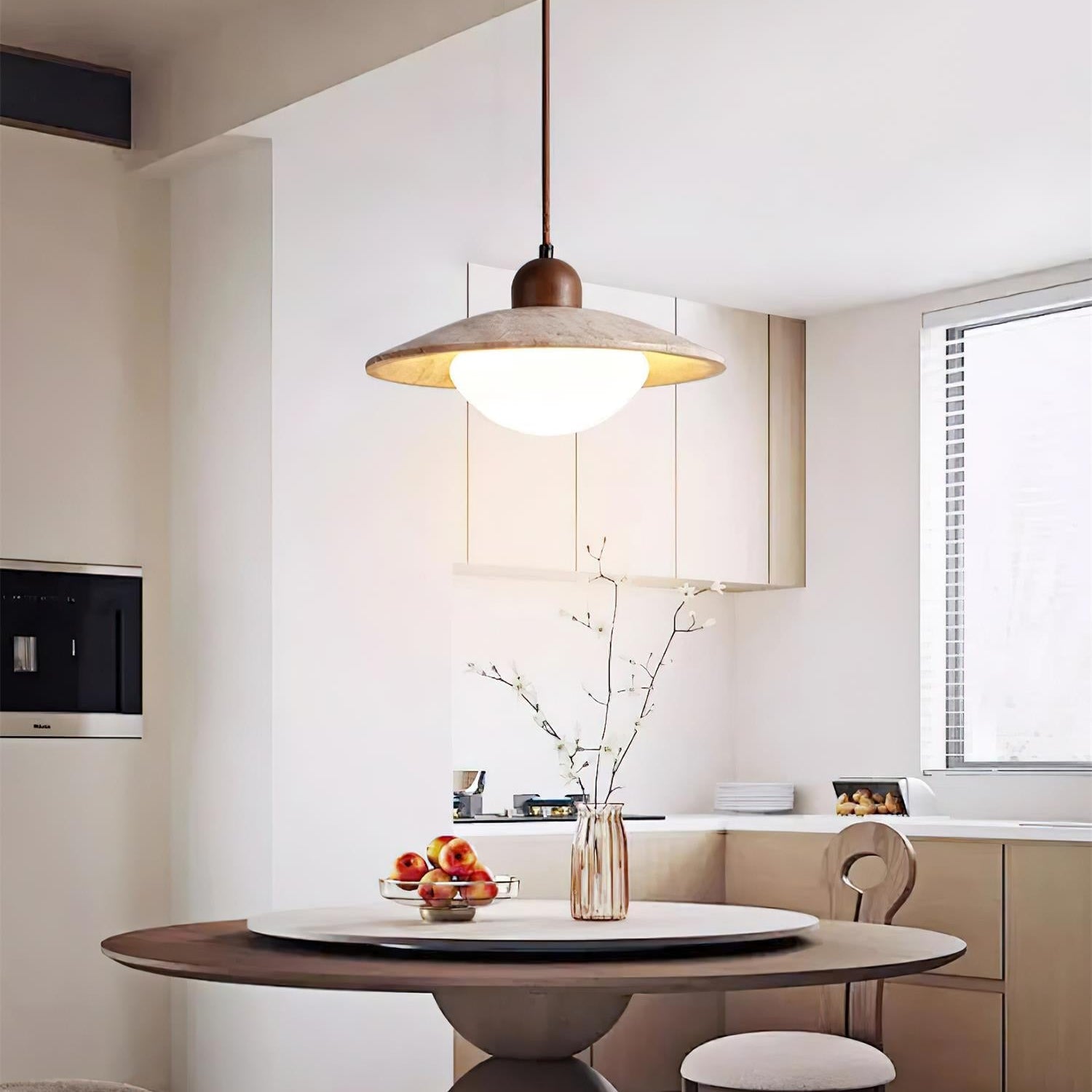 Lumen Collection | Lampa wisząca z trawertynu i szkła | Eleganckie oświetlenie do salonu, jadalni i sypialni