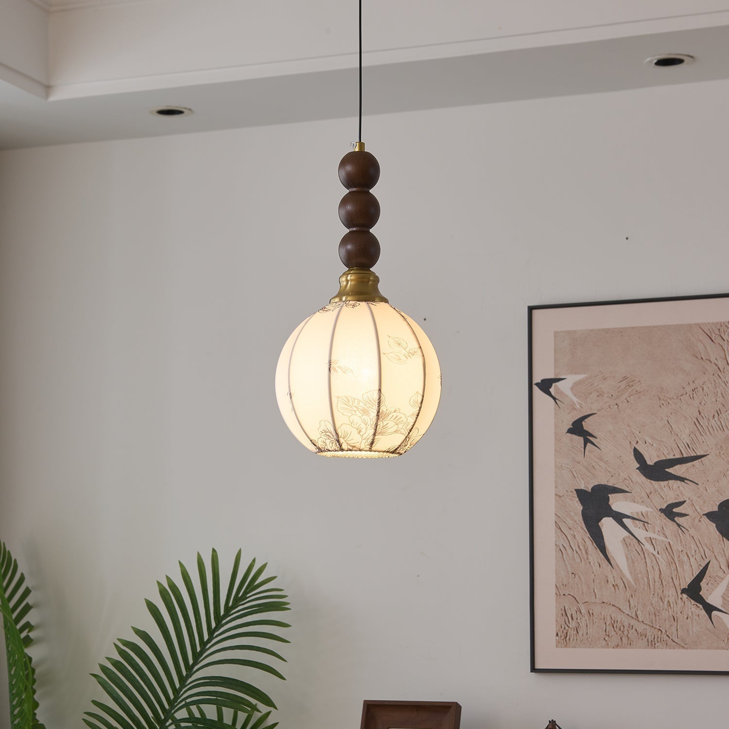Lumen Collection | Elegancka lampa wisząca ze szkła i drewna | Designerskie oświetlenie do salonu, jadalni i sypialni