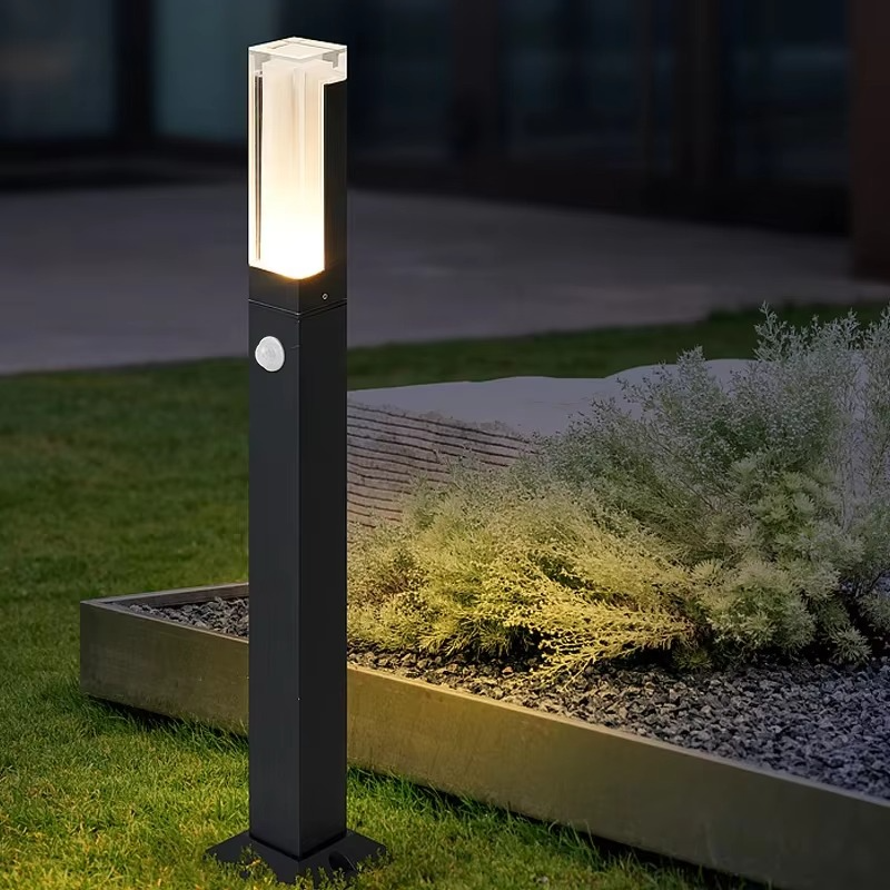 Gavia | Weather-Resistant LED Outdoor Lamp