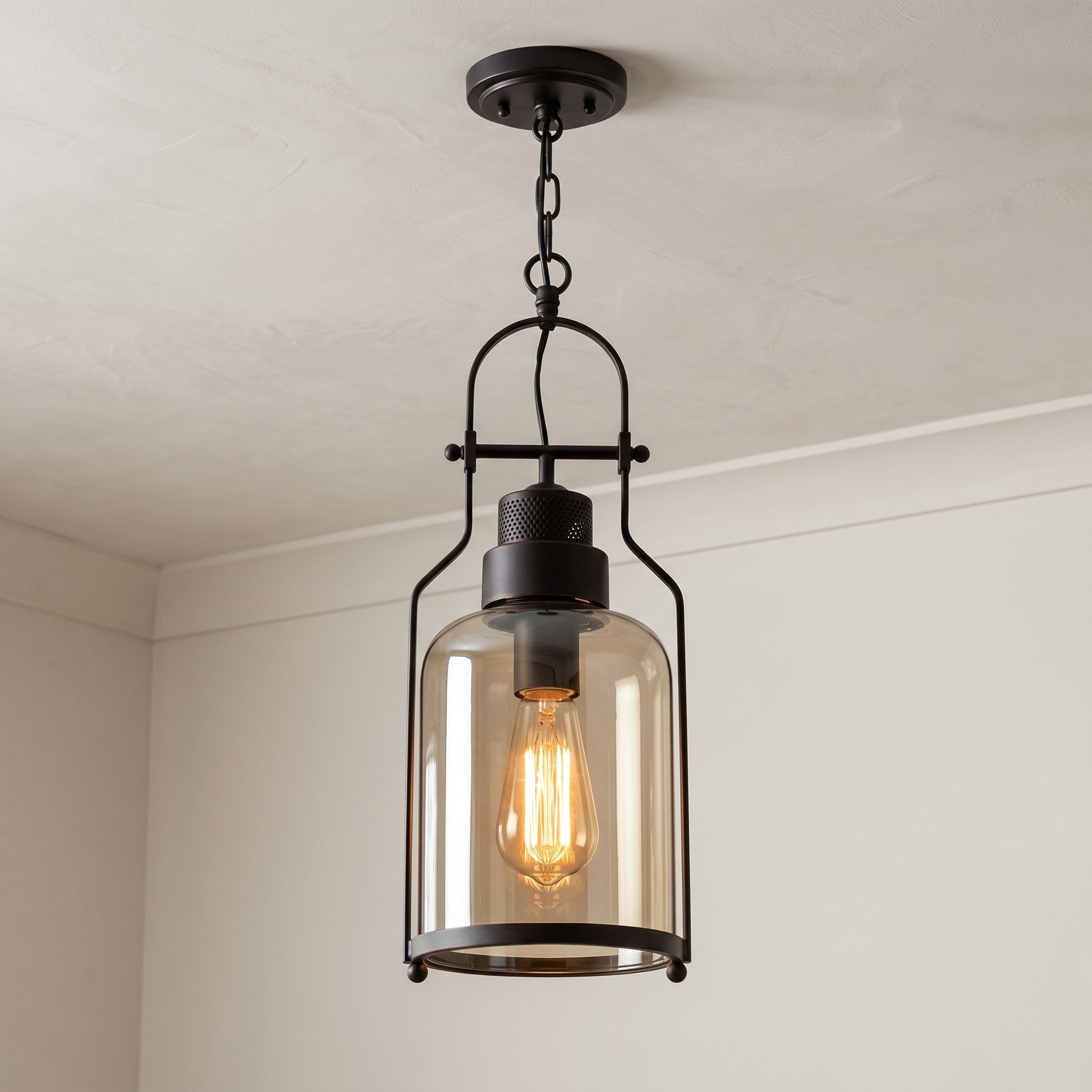 Lumen Morris | Przytulna, elegancka lampa wisząca ze szkła i metalu do nowoczesnych wnętrz