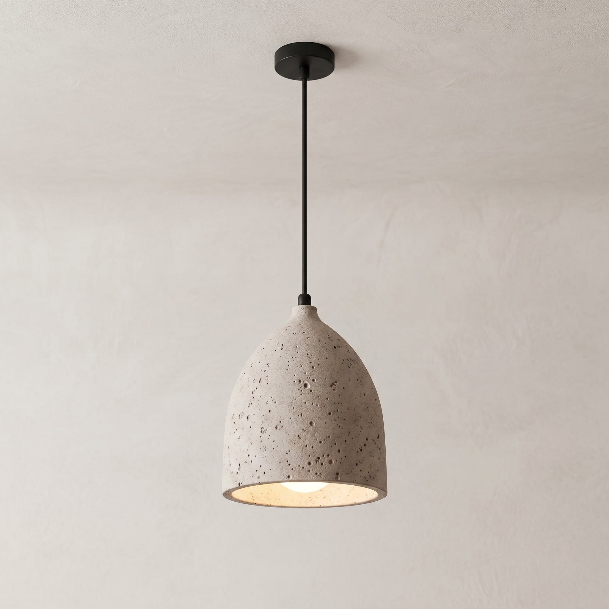 Lampa wisząca Lumen z trawertynu | Designerskie oświetlenie z kamienia naturalnego do salonu, kuchni i jadalni