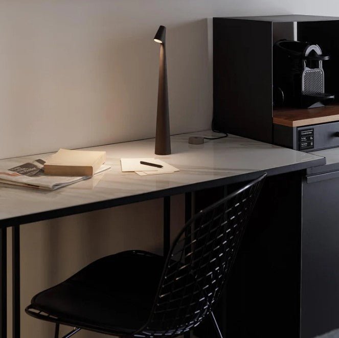 LuminaVista™ | Przytulna, elegancka przenośna lampa stołowa LED do nowoczesnych wnętrz