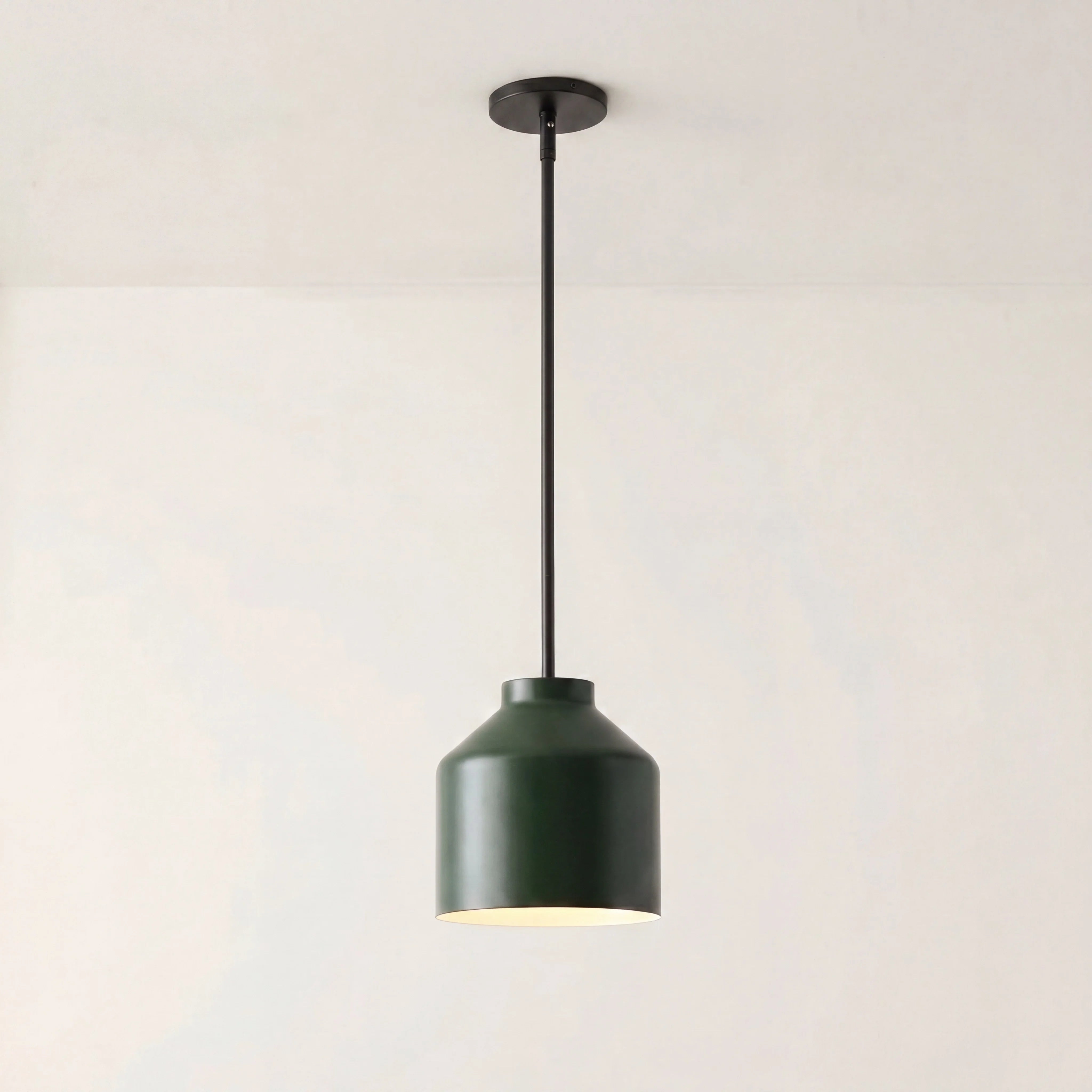 Lampa wisząca z matowego metalu | Skandynawski minimalistyczny design z regulowaną wysokością | Stylowe oświetlenie do kuchni, jadalni i przedpokoju