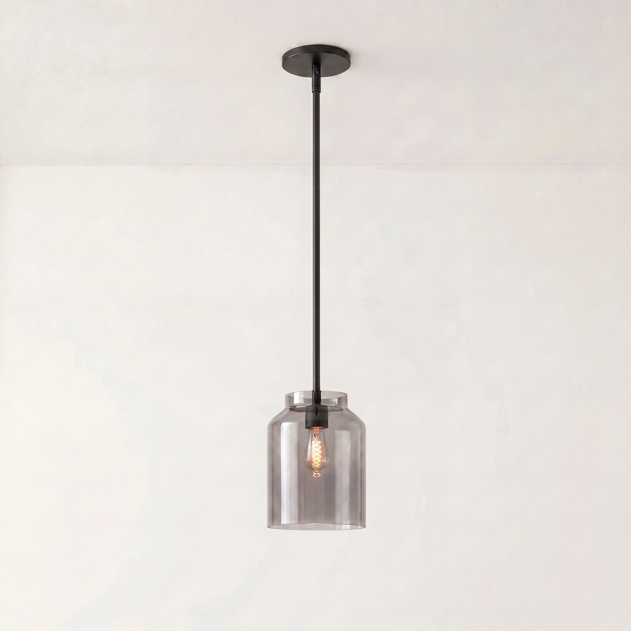 Lampa wisząca z matowego metalu | Skandynawski minimalistyczny design z regulowaną wysokością | Stylowe oświetlenie do kuchni, jadalni i przedpokoju