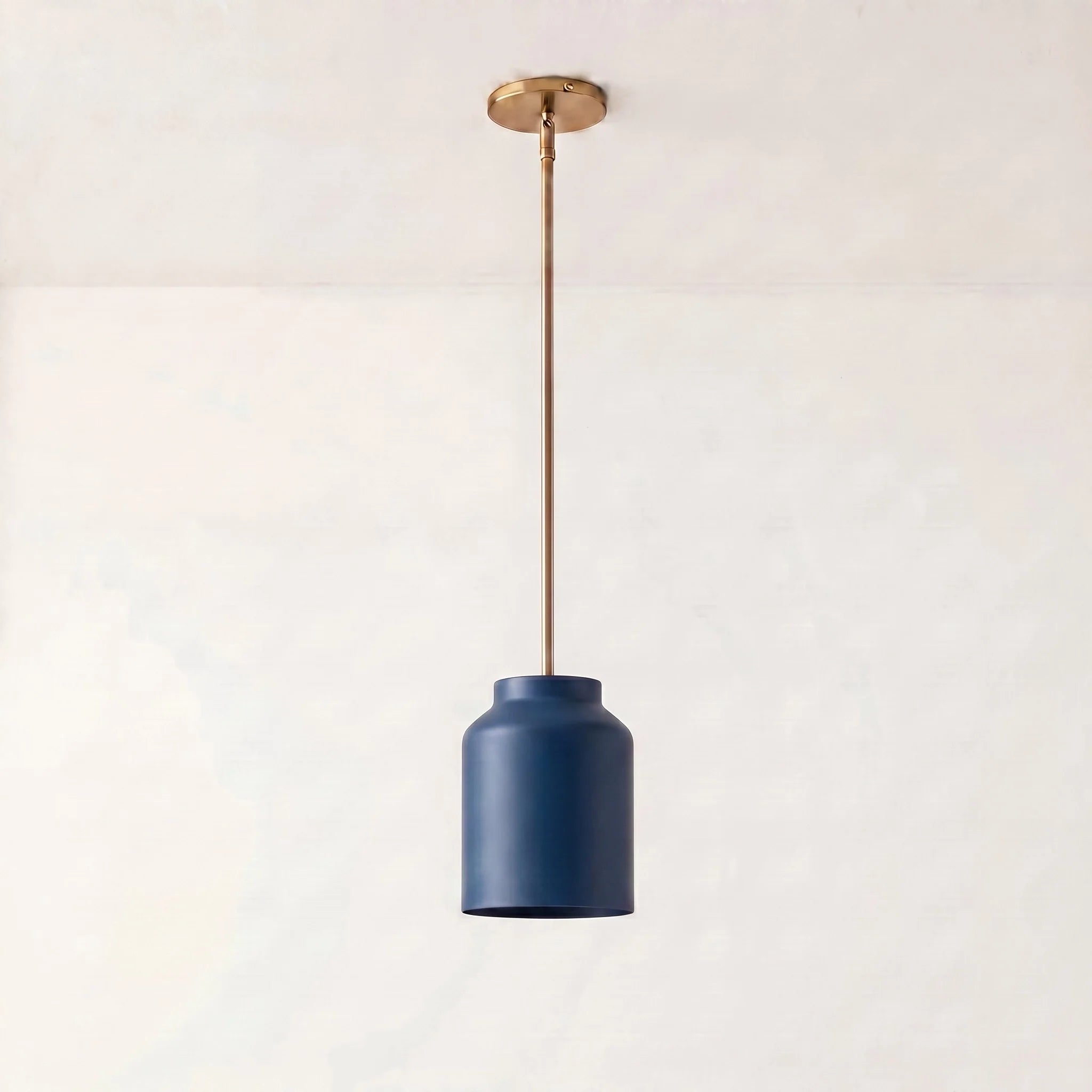 Lampa wisząca z matowego metalu | Skandynawski minimalistyczny design z regulowaną wysokością | Stylowe oświetlenie do kuchni, jadalni i przedpokoju