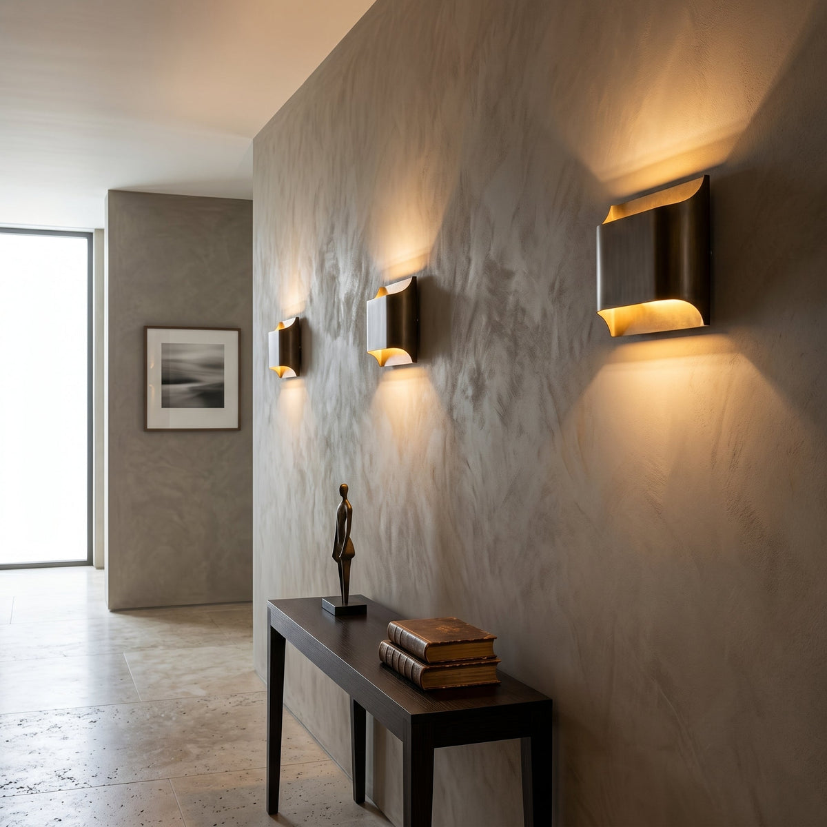Nowoczesny Mosiężny Kinkiet Ścienny | Elegancka Lampa ze Stożkowym Kloszem