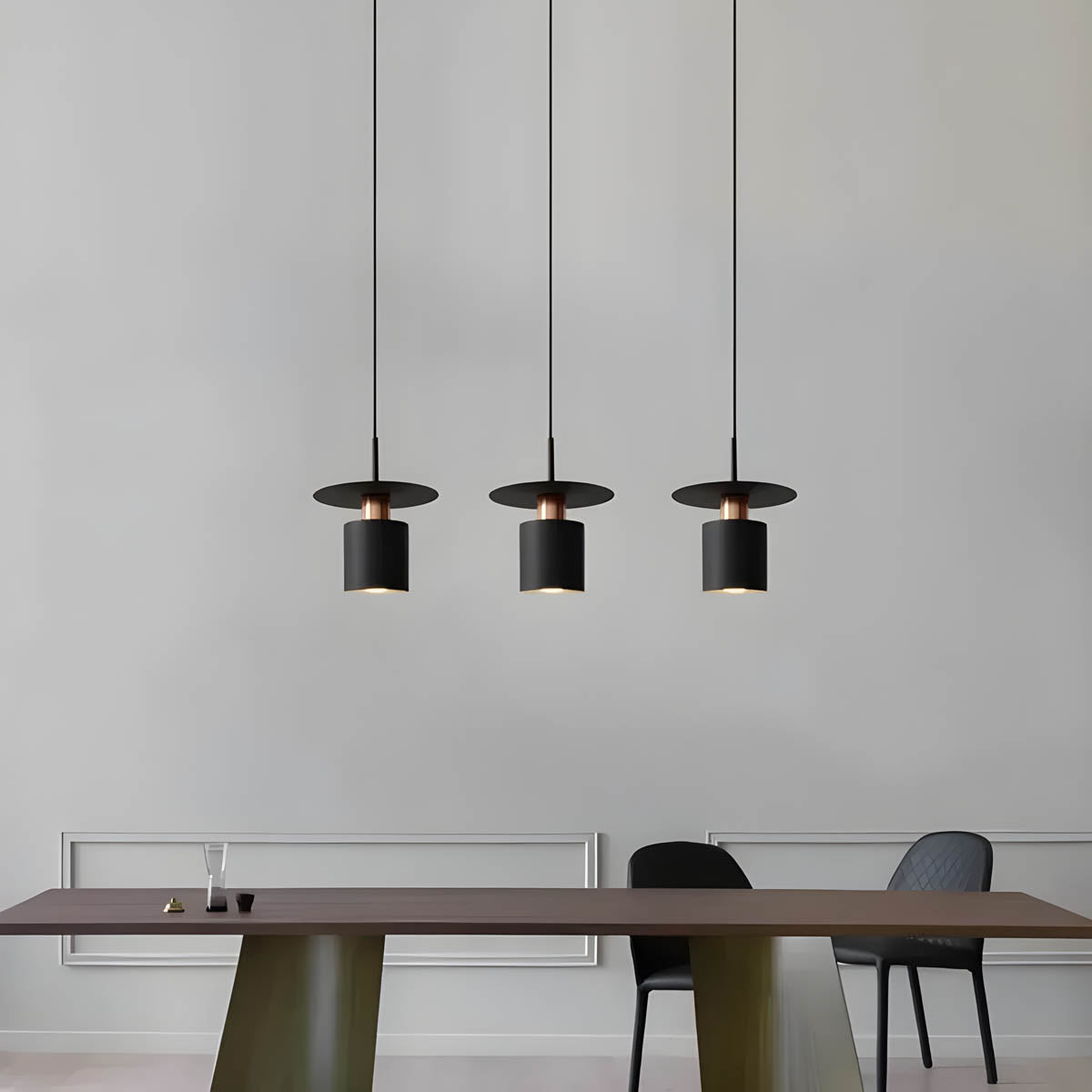 Modern Pendant Light | Black Hanging Light with Adjustable Cable | Elegant Lighting Solution for Kitchen and Dining Spaces
