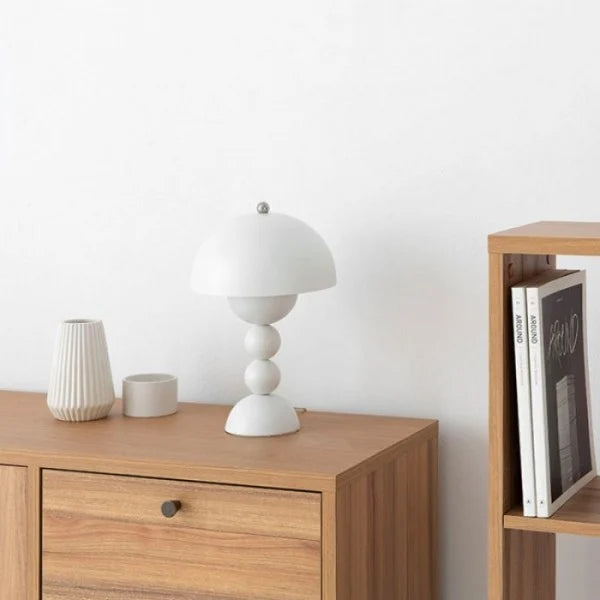 Nordic Flower Buds | Przenośna lampa stołowa z akumulatorem | Bezprzewodowy design zapewniający nowoczesną atmosferę