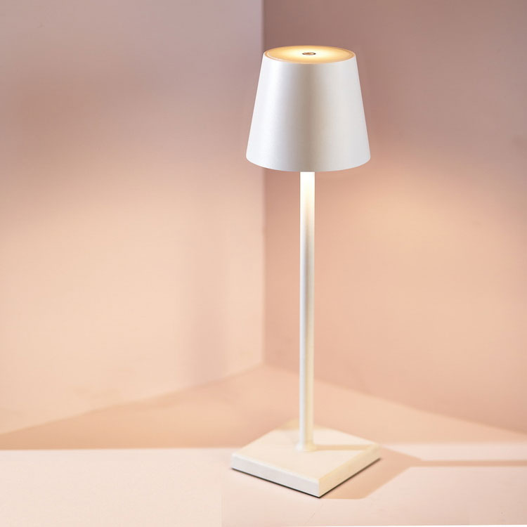 Nordiclight | Bezprzewodowa ładowalna lampa stołowa z inteligentnym sterowaniem dotykowym | Elegancki design do każdego wnętrza