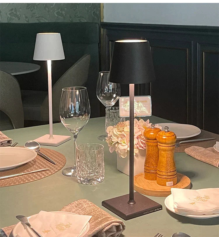 Nordiclight | Bezprzewodowa ładowalna lampa stołowa z inteligentnym sterowaniem dotykowym | Elegancki design do każdego wnętrza