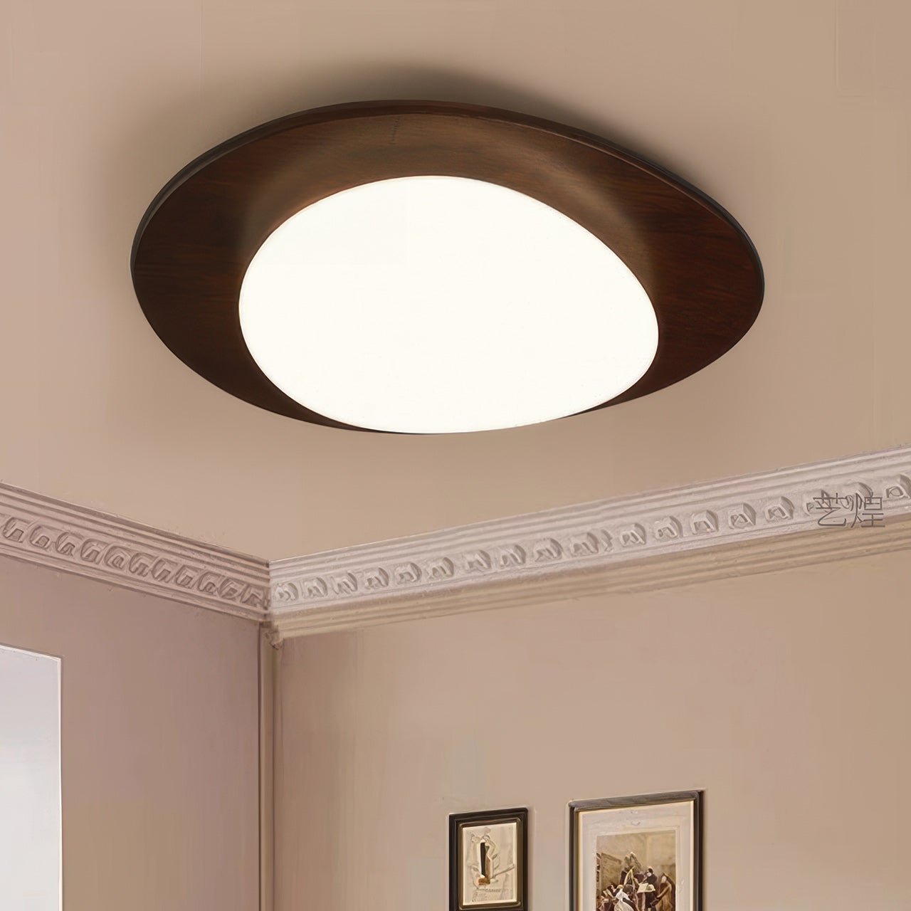 PebbleGlow | Elegancka lampa sufitowa typu flush mount z naturalnym wykończeniem imitującym usłojenie drewna