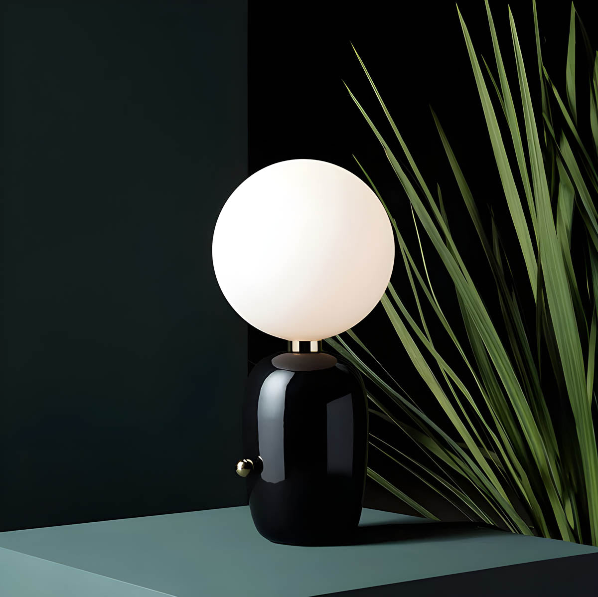 RAISO | Elegancka lampa stołowa o ponadczasowym designie i luksusowym wykończeniu | Idealna do stylowych wnętrz