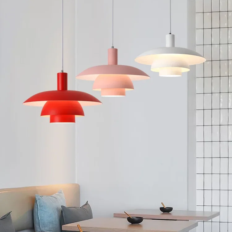 Styl skandynawski | Lampa wisząca w duńskim designie z delikatną poświatą ambientową | Minimalistyczne oświetlenie do eleganckich wnętrz