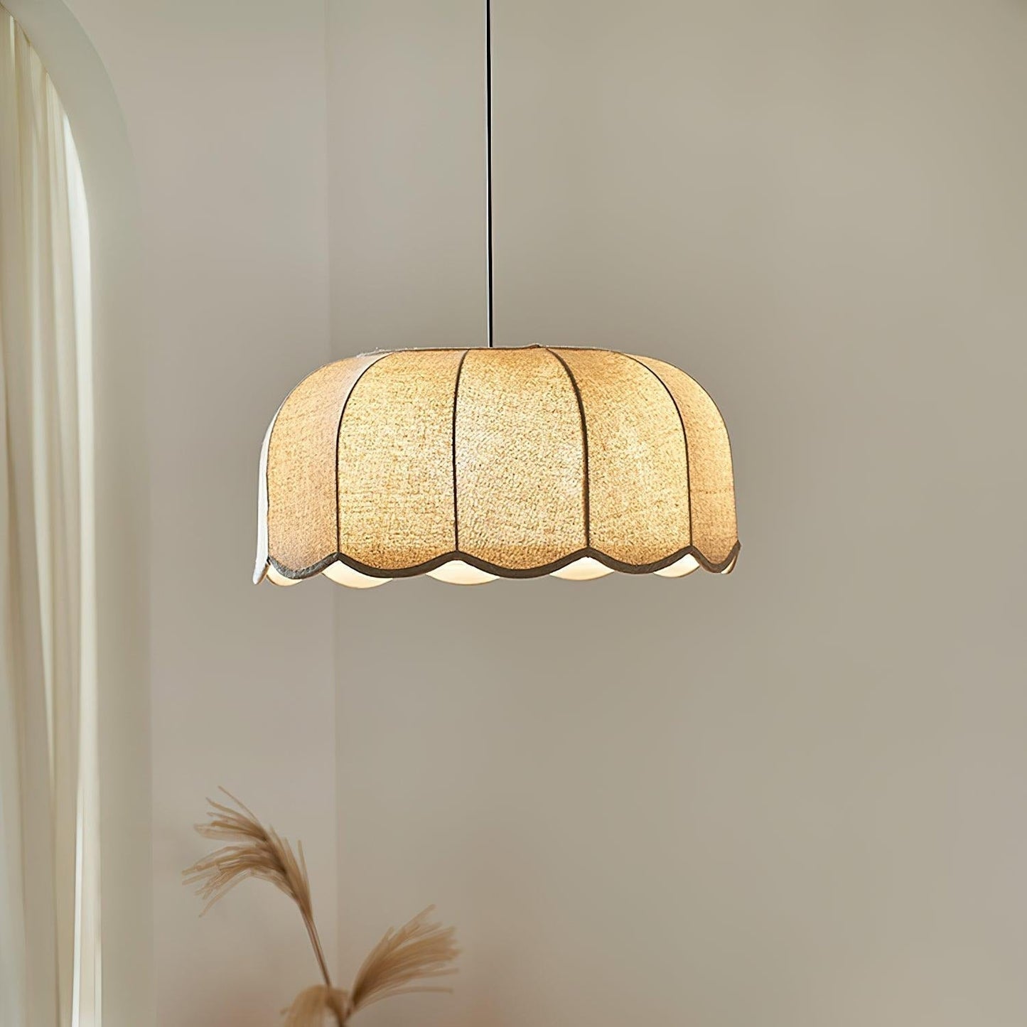 Sora | Lampa wisząca z naturalnej tkaniny i regulowaną wysokością | Eleganckie oświetlenie do kuchni dla spokojnych wnętrz