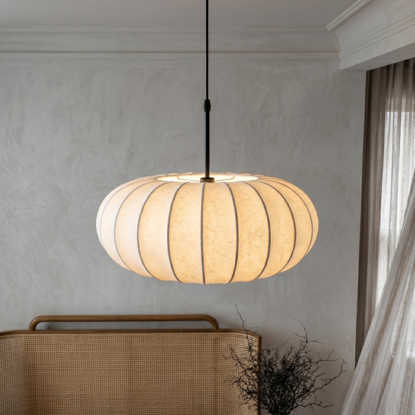 Verona | Lampa wisząca z warstwowym kloszem z tkaniny | Regulowana wysokość dla delikatnego oświetlenia ambientowego