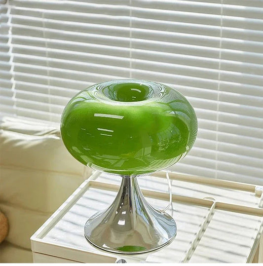 Vintageowa lampa stołowa Apple | Design inspirowany stylem Bauhaus z ciepłą poświatą | Wyjątkowe oświetlenie nocne do eleganckich wnętrz