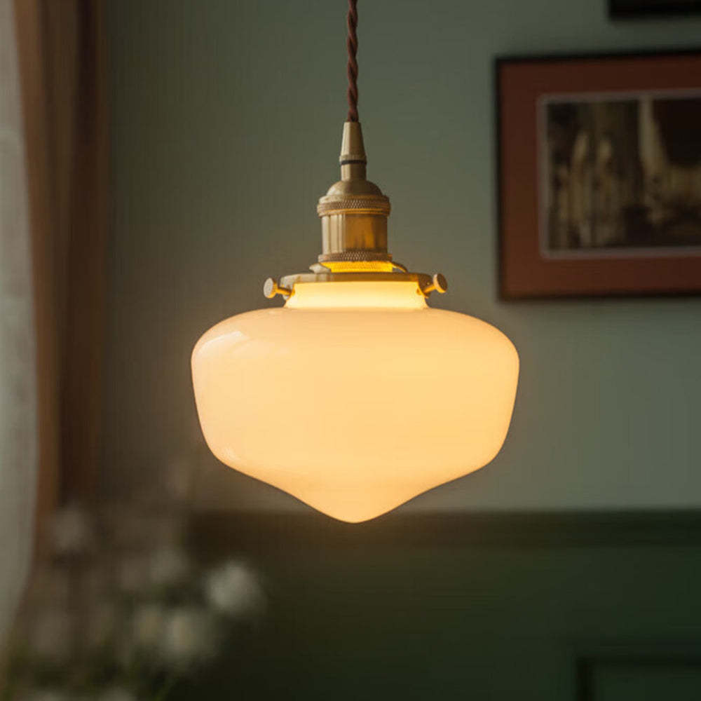 Vintage Charm | Szklana lampa wisząca z regulowaną długością | Retro mosiężny design dla eleganckiego oświetlenia