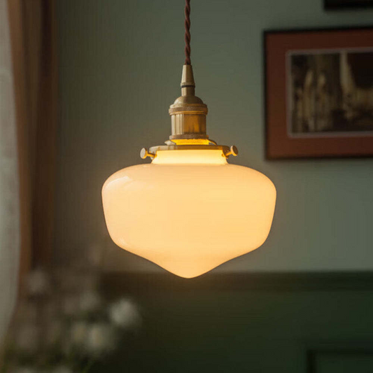 Vintage Charm | Szklana lampa wisząca z regulowaną długością | Retro mosiężny design dla eleganckiego oświetlenia