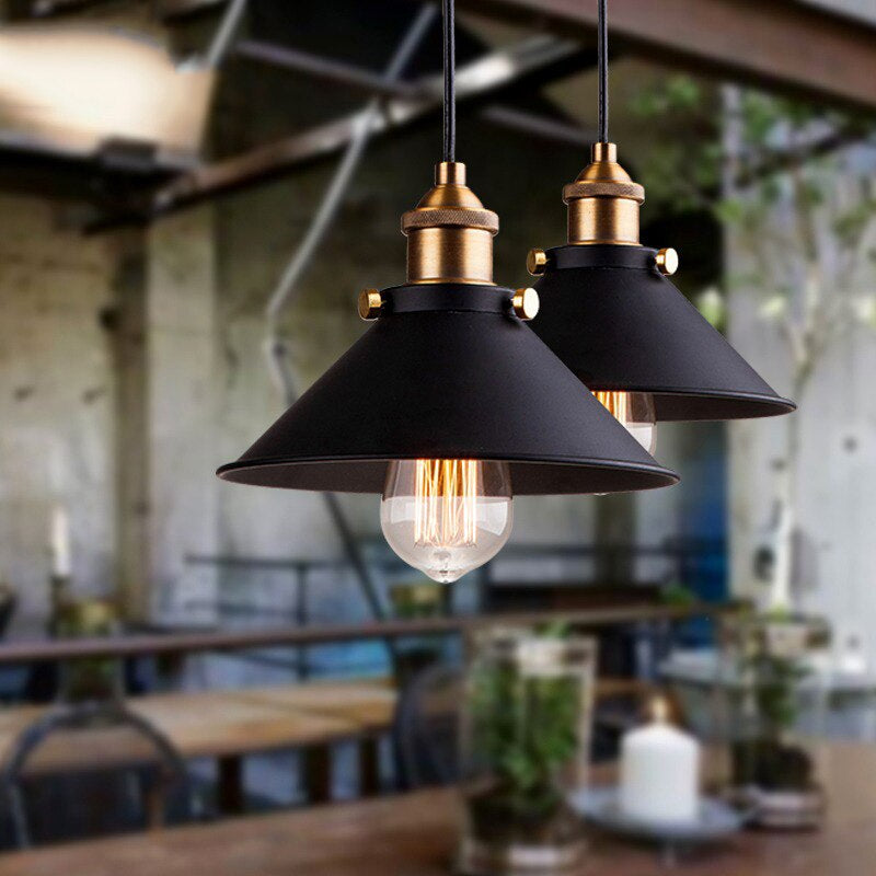 Vintage Elegance | Stożkowa lampa wisząca z mosiądzu z regulowanym przewodem | Idealna lampa do kuchni i przytulnej atmosfery