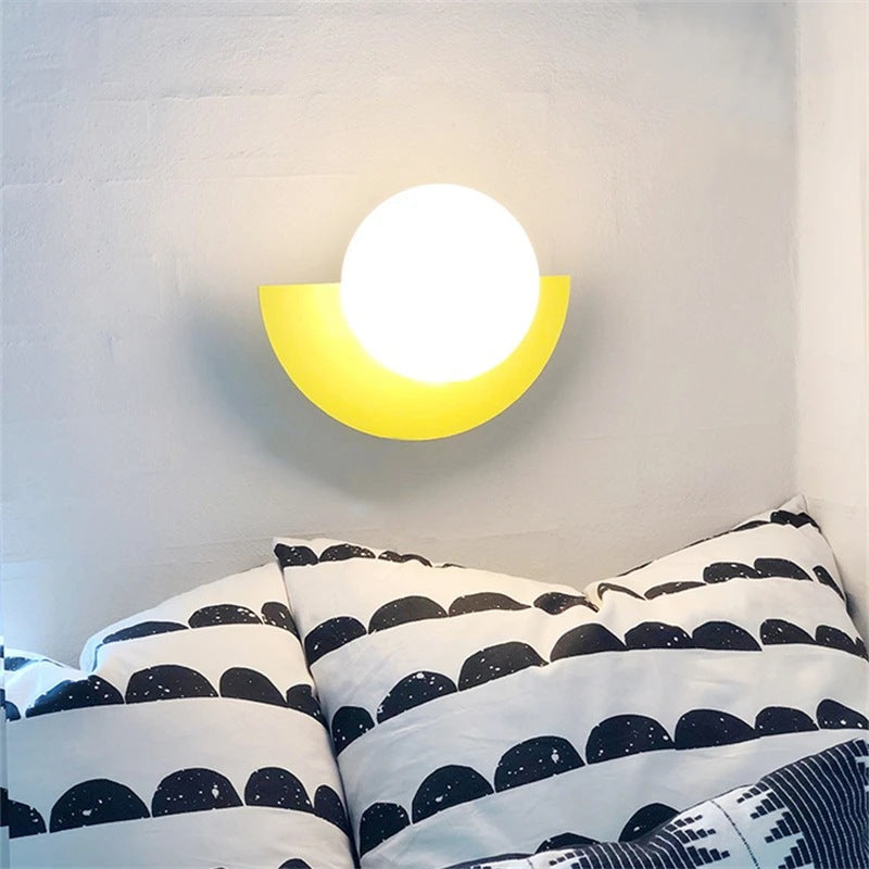 Vivi | Nowoczesna kolorowa lampa ścienna | Stylowe oświetlenie do nowoczesnych wnętrz
