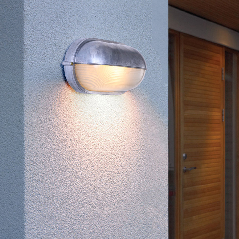 Vorn | Nowoczesna Zewnętrzna Lampa Ścienna z Wodoodpornym Designem